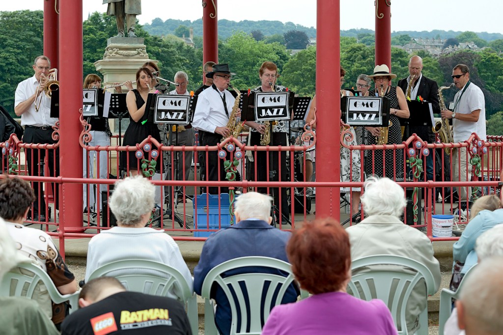 Sat 21 August 2022 – Roberts Park, Saltaire –&nbsp;Bandstand